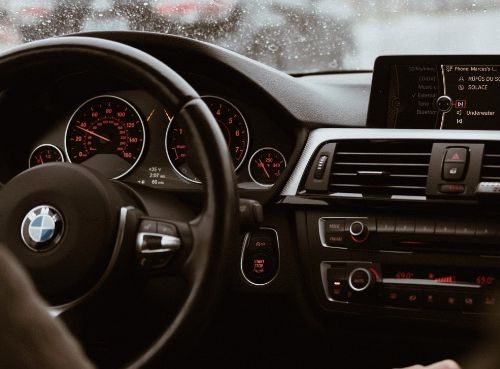 Réparation de l'autoradio BMW